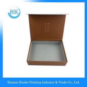 White Kraft Paper Box Innbundet boks med varm stempling 